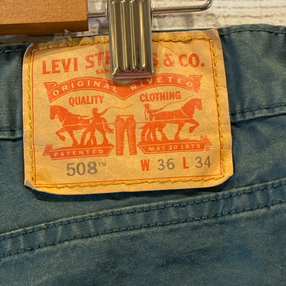 Levi Strauss men’s distressed grey blue pants - Picture 6 of 6